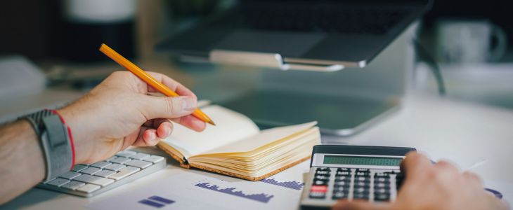 How to Create an Effective Student Budget for your UK Law Studies