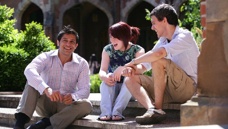 Queen's University Belfast - Canada Law from Abroad