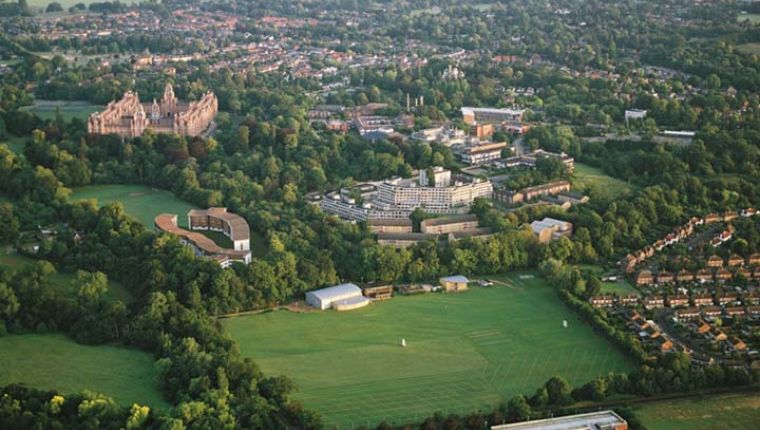 Studere i London - Royal Holloway University